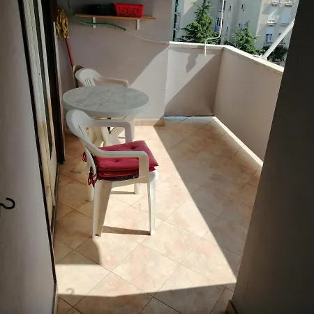 5 * Zara